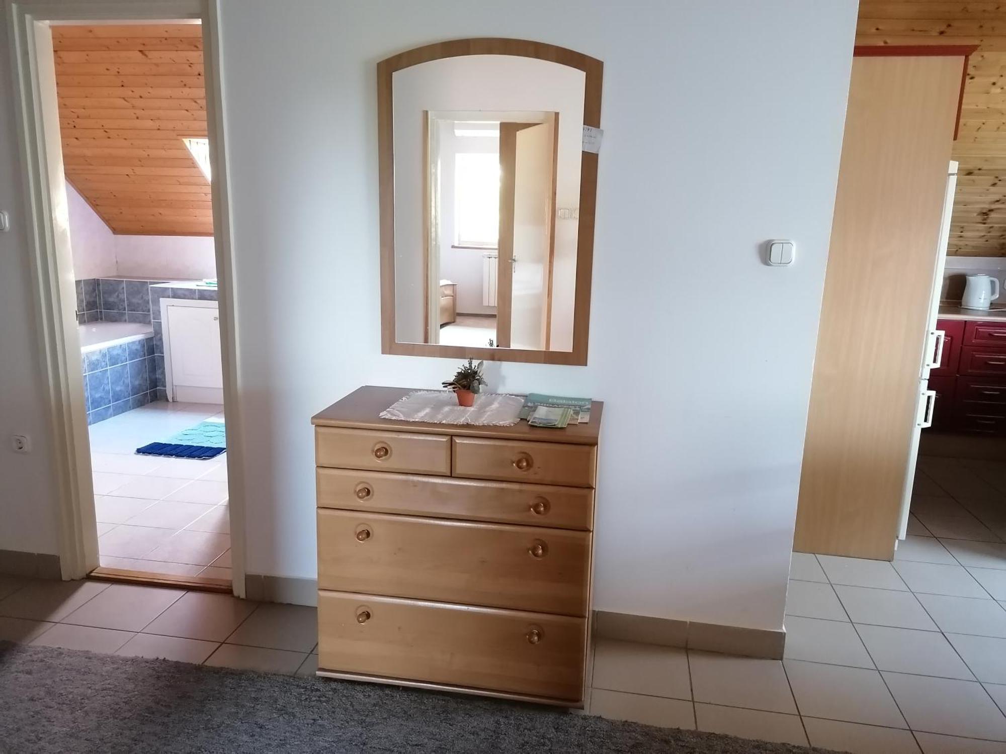 Sara Vendeghaz Apartment Balatonkeresztúr Екстериор снимка